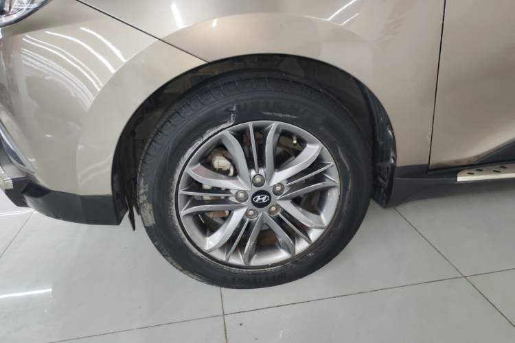 Used Hyundai ix35 2013 2.0L Automatic Two-Wheel Drive Smart GLS China IV Standard
