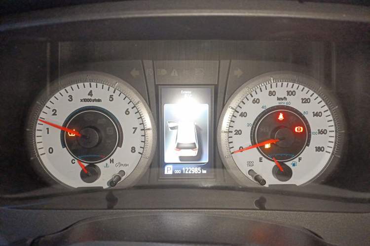 Used Toyota Sienna (Parallel Import) 2015 3.5L Automatic 7-Seater Parallel Import