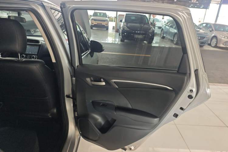 Used Honda Fit 2014 1.5L SE CVT Fashion Model
