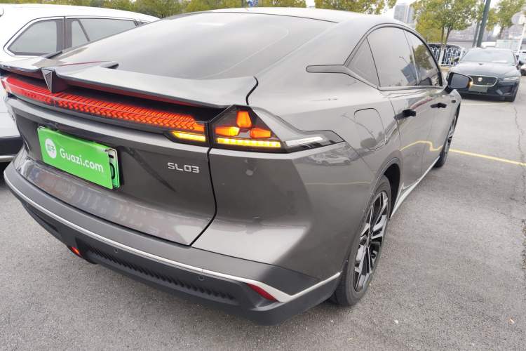 Used  SL03 2023 200Max Range-Extended Version
