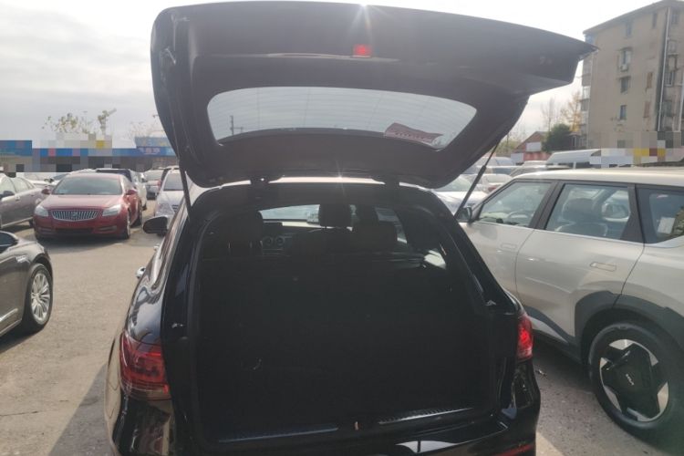 Used Mercedes-Benz GLC 2022 Refreshed GLC 300 L 4MATIC Dynamic Edition Prestige Version
