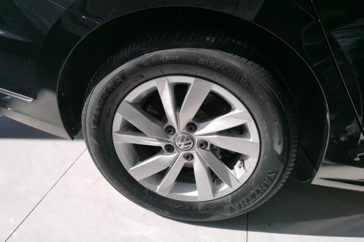 Used Volkswagen Passat 2019 280TSI Business Edition China VI
