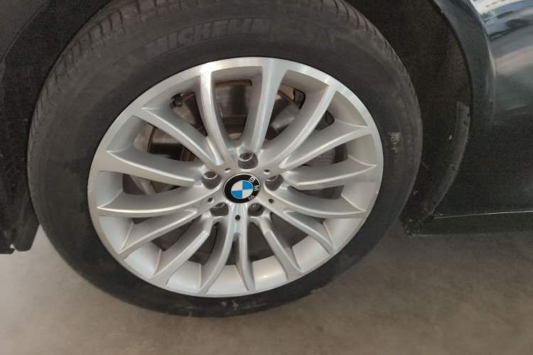 Used BMW 5 Series 2017 525Li Luxury Design Package
