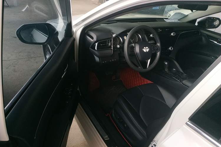 Used Toyota Camry 2019 Revised Version 2.5G Luxury Edition
