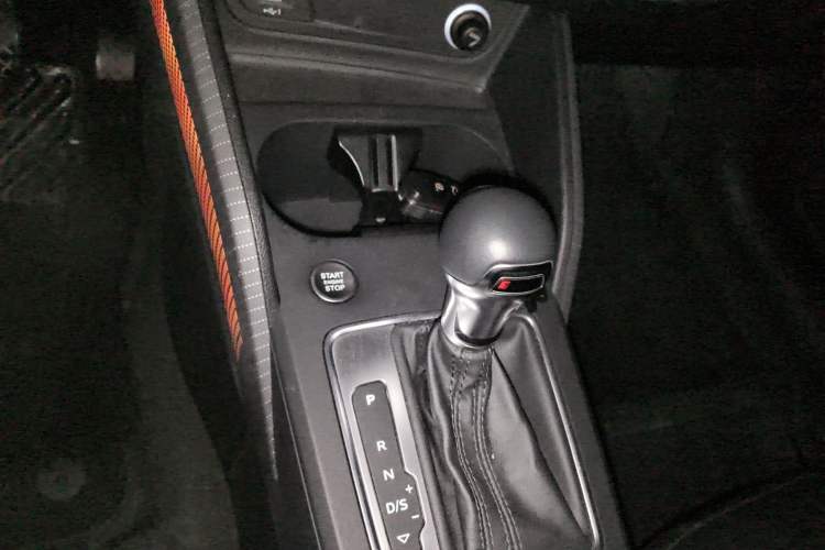 Used Audi Q2L 2021 35 TFSI Fashionable and Elegant Model
