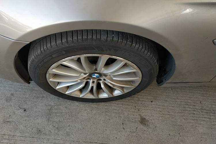 Used BMW 5 Series 2014 525Li Luxury Design Package