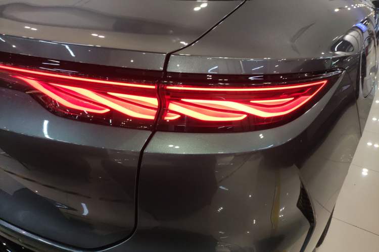 Used BYD Han L 2025 DM-p Four-Wheel-Drive LiDAR Flagship Model
