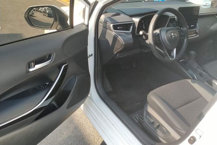 Used Toyota Levin 2023 Smart Electric Hybrid Dual-Engine 1.8L Sport Edition
