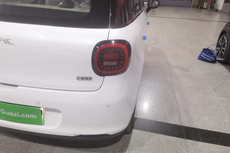 Used  3 2025 330km Trendy Delight Version
