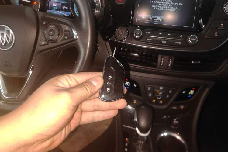 Used Buick Envision 2016 20T Two-Wheel-Drive Elite Model
