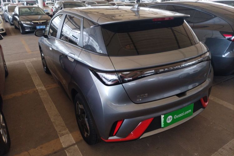 Used BYD Dolphin 2021 405 km Fashion Edition
