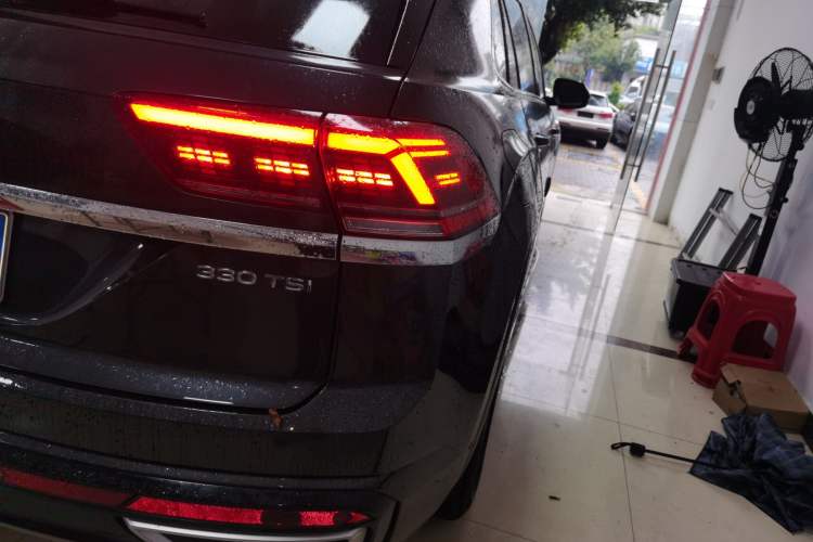 Used Volkswagen Teramont X 2022 330TSI Two-Wheel-Drive Luxury Edition
