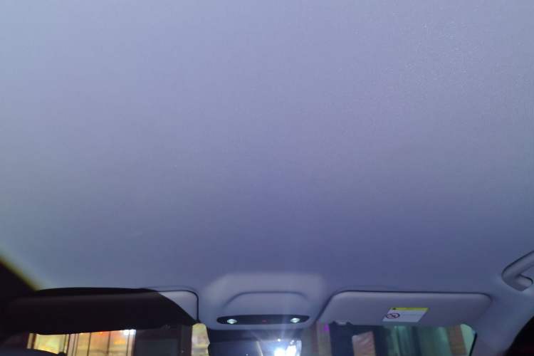 Used  E5 2024 440km Launch Edition
