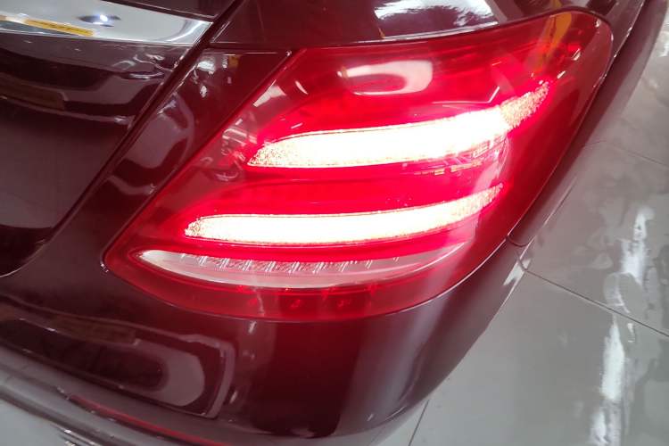 Used Mercedes-Benz E-Class 2016 E 300 L Luxury Model
