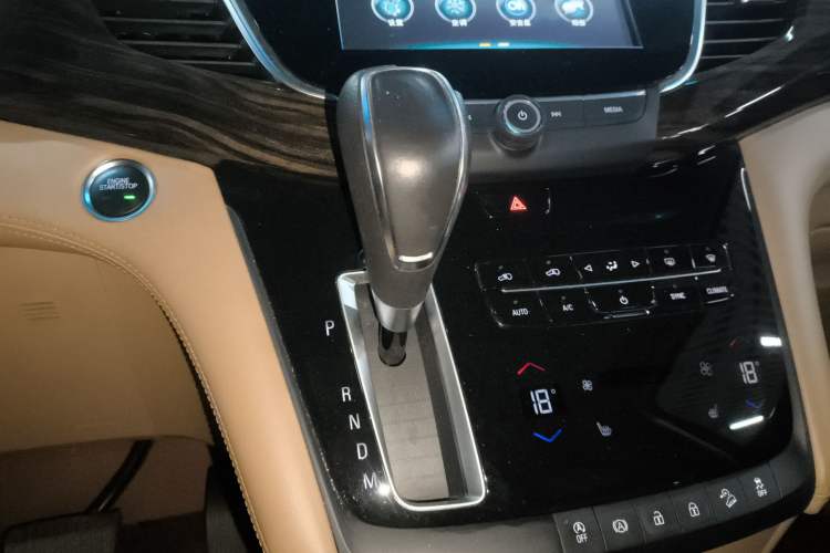 Used Buick GL8 2017 ES 28T Luxury Model China V Standard
