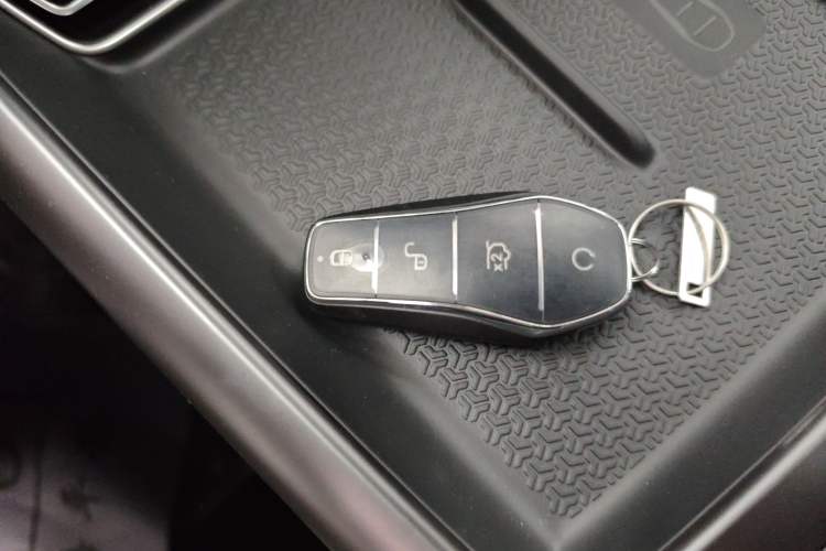 Used BYD Song Pro New Energy 2025 2nd Generation Intelligent Driving Version DM-i 75KM Leading Edition
