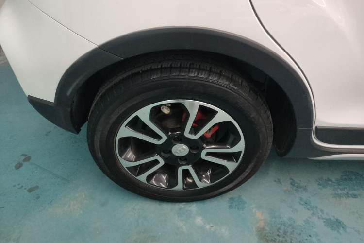 Used Geely Auto Vision X3 2017 1.5L Manual Luxury Model
