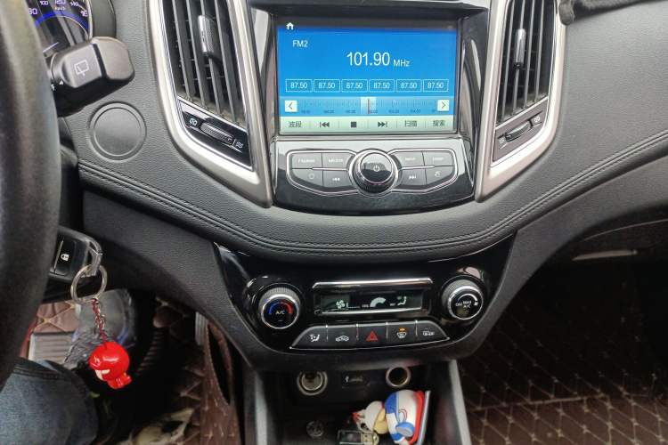 Used Changan Eado 2015 1.6L Automatic Junku Model China IV Standard