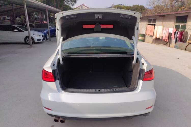 Used Audi A3 2016 Limousine 35 TFSI Prestige Edition
