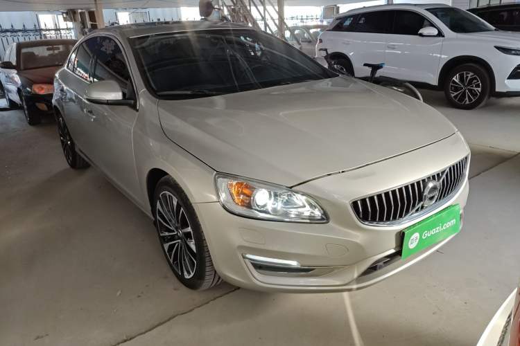 Used Volvo S60 2019 S60L T5 Smart Range Edition

