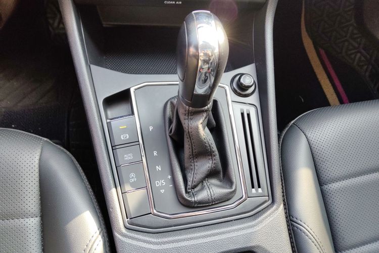 Used Volkswagen Lavida 2022 1.5L Automatic Comfort Edition
