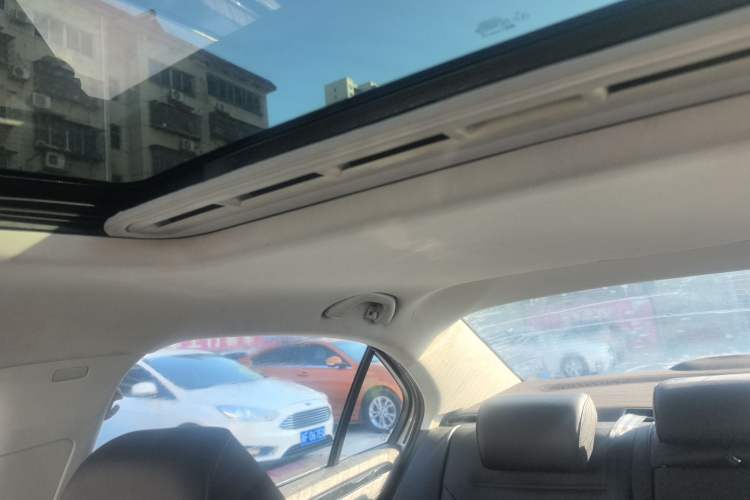 Used Volkswagen Sagitar 2016 230TSI 25th Anniversary Edition
