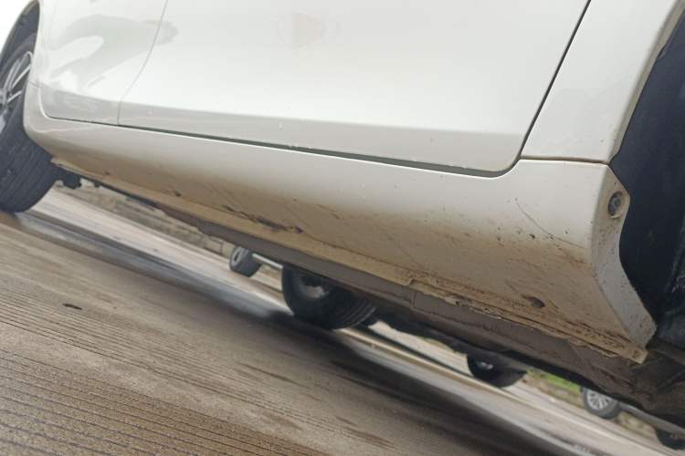 Used Geely Auto Emgrand 2019 Leading Edition 1.5L CVT Upward Asian Games Edition China VI
