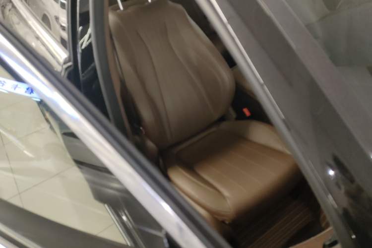 Used Mercedes-Benz E-Class 2022 E 300 L Stylish Model
