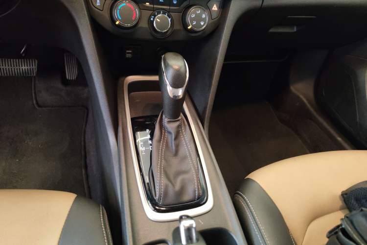 Used Chevrolet Monza 2020 320 Automatic Enjoyment Edition
