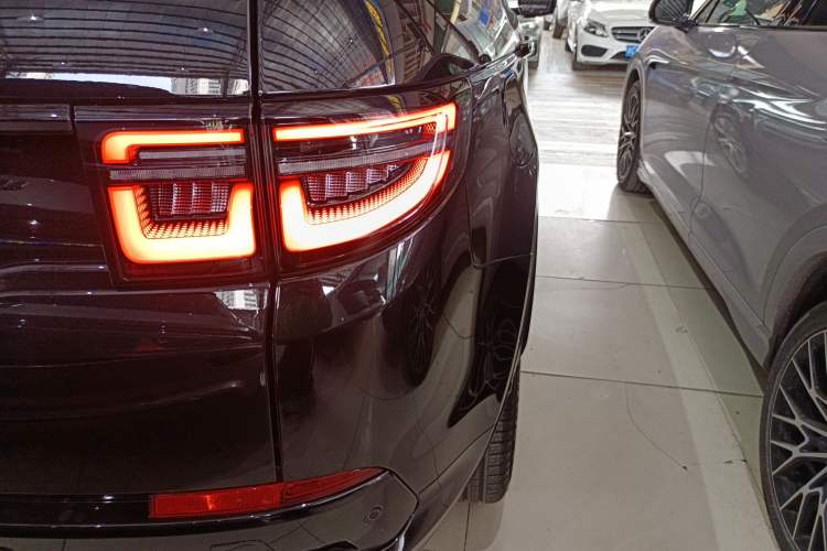 Used Land Rover Discovery Sport 2024 Luxury Custom Edition