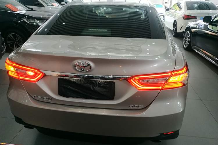 Used Toyota Camry 2019 Revised Version 2.0G Luxury Edition