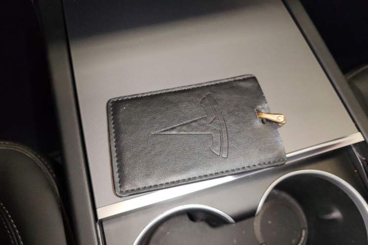 Used Tesla Model 3 2023 Rear-Wheel-Drive Version
