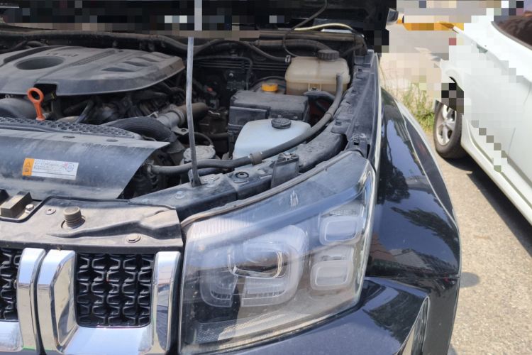 Used Beijing Auto BJ40 2023 2.0T Automatic Four-Wheel Drive Urban Hunter Edition Chivalrous Type
