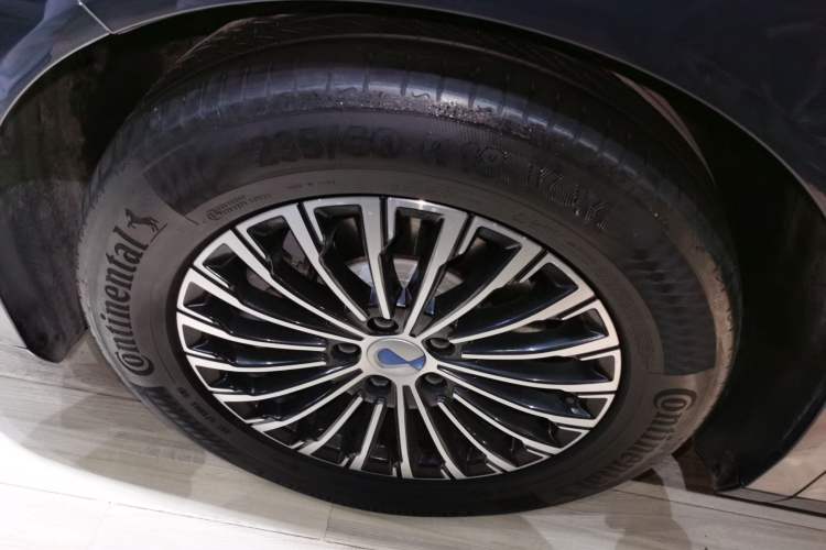 Used Denza D9 2022 DM-i 970 Four-Wheel Drive Flagship Model