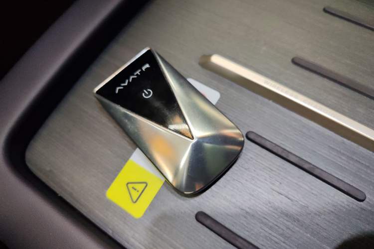 Used  07 2024 Max Extended-Range Edition
