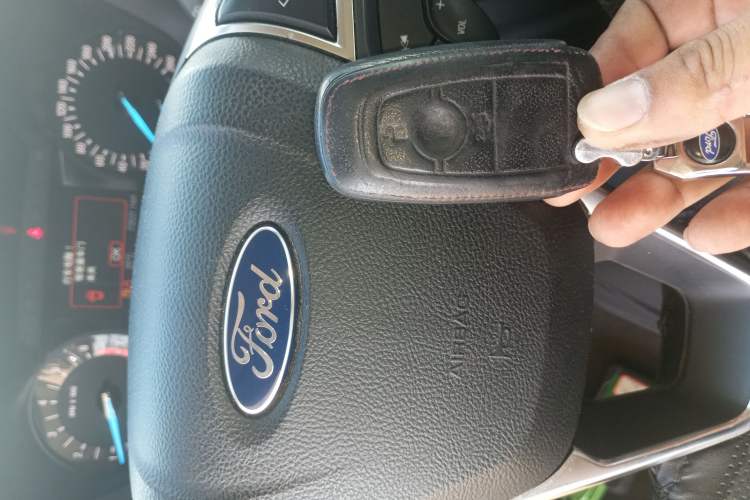 Used Ford Mondeo 2018 EcoBoost 180 Smart Control Fashion Model China VI Standard
