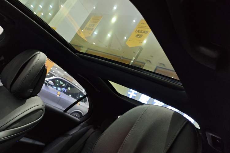 Used Mercedes-Benz C-Class 2025 C 260 L Obsidian Night Sport Edition
