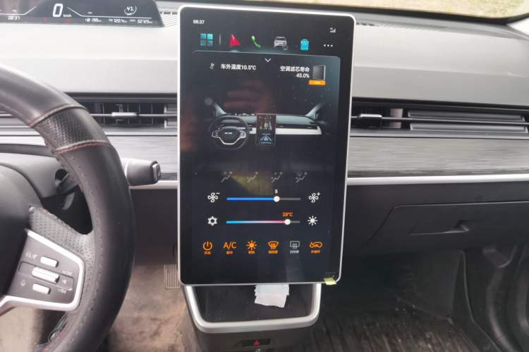 Used NETA V 2021 Long-Range Entertainment Edition Upgrade Model
