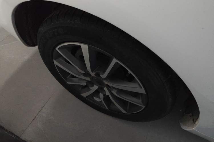 Used Geely Auto Emgrand 2019 Leading Edition 1.5L CVT Upward Asian Games Edition China VI