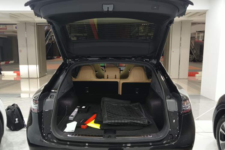 Used Hima Luxeed R7 2024 All-Electric 736 km Ultra
