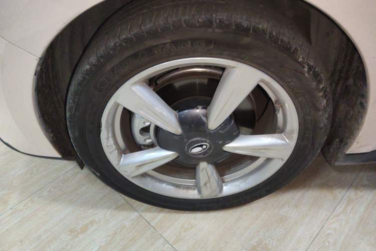 Used ORA Good Cat 2023 401 km Standard Range Prestige Version Lithium Iron Phosphate
