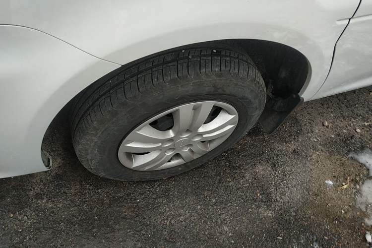 Used FORTHING Lingzhi 2025 M5 1.5T Long Wheelbase Base Model 7-Seater
