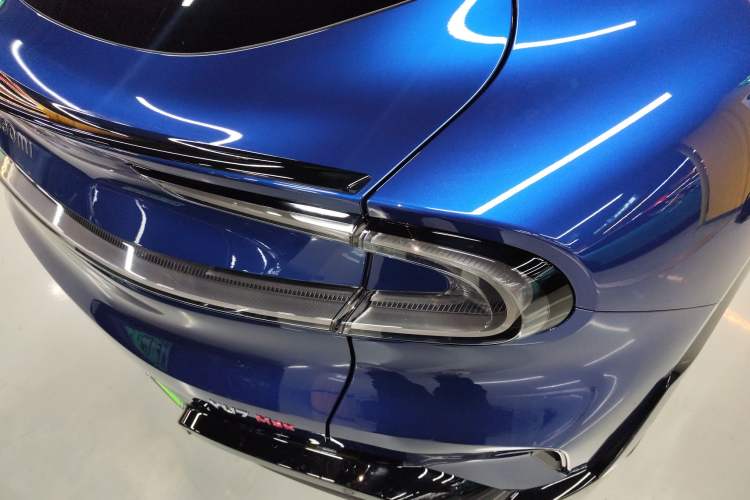 Used  YU7 2025 Ultra-Long Range High-Performance All-Wheel-Drive Max Edition