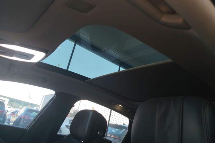 Used Hongqi H9 2020 2.0T Smart Connect Flagship Edition
