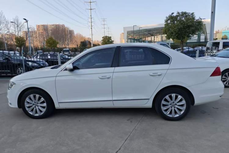 Used Volkswagen Bora 2017 1.6L Automatic Comfort Model
