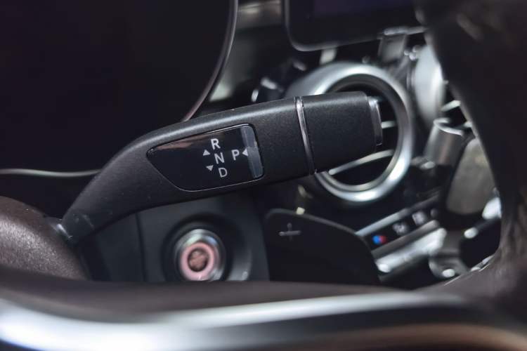 Used Mercedes-Benz GLC 2022 Refreshed GLC 260 L 4MATIC Dynamic Edition
