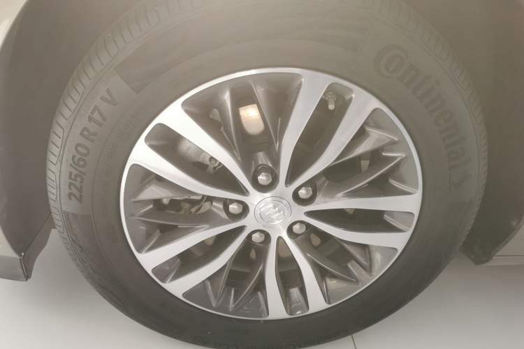 Used Buick GL8 2021 ES Land Cruiser 653T Luxury Edition
