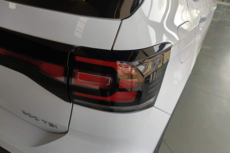 Used Volkswagen Tacqua 2023 200TSI DSG Joy-Connect Edition
