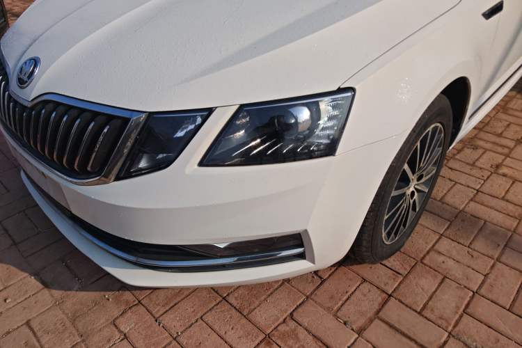 Used Skoda Octavia 2018 TSI230 DSG Luxury Edition