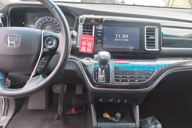 Used Honda Elysion 2019 2.0L Hybrid Luxury Edition
